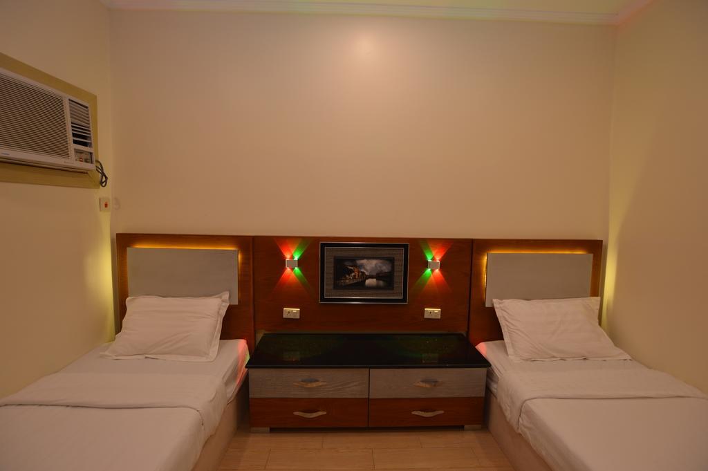 Al Ahmadi Plaza Resort Lambo Exterior foto
